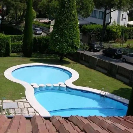 Genziana - Con Vista Piscina E Garage
