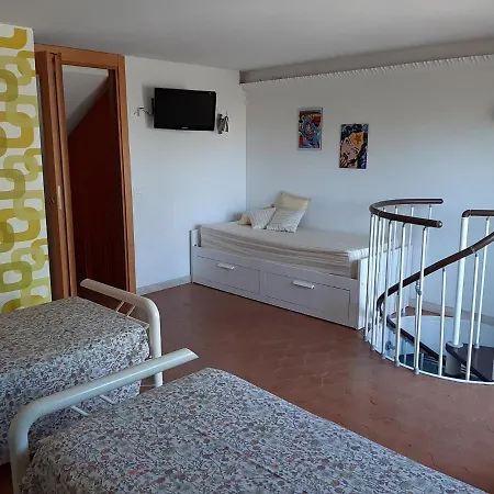 Genziana - Con Vista Piscina E Garage Apartment Sirmione